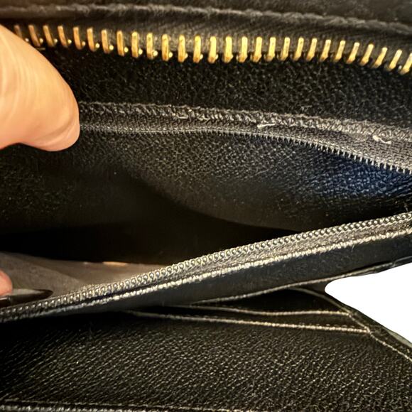 Dooney and Bourke VTG AWL Whispers of Lace Handbag - Picture 9 of 14